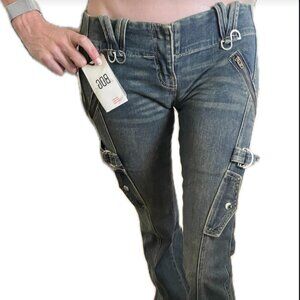 NWT: BDG Lowrise Bootcut Sexy Cargo Jean Size 25